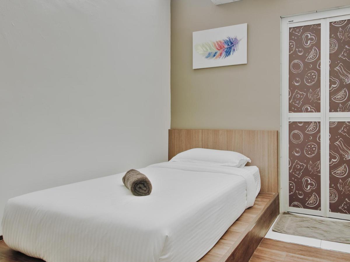 Hotel Eco Desaru Esterno foto
