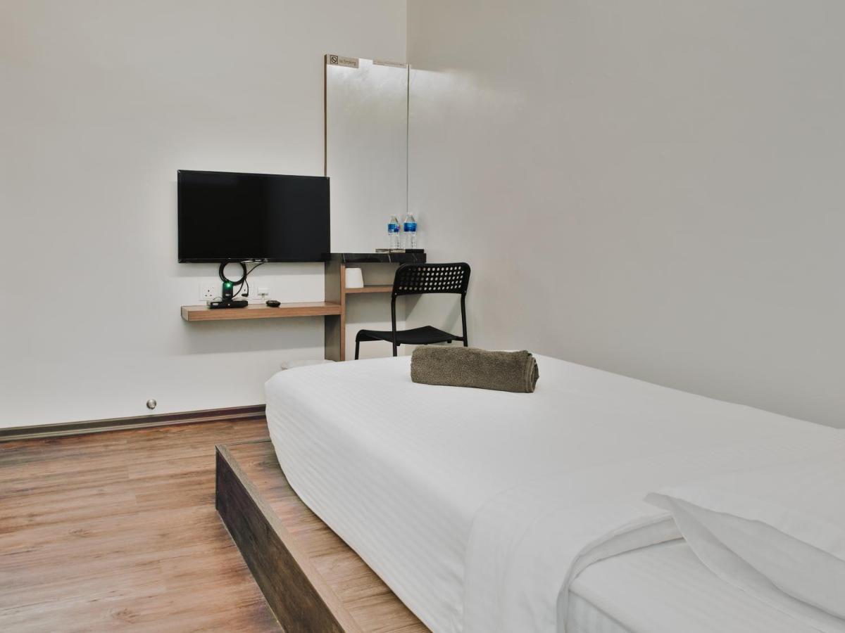 Hotel Eco Desaru Esterno foto